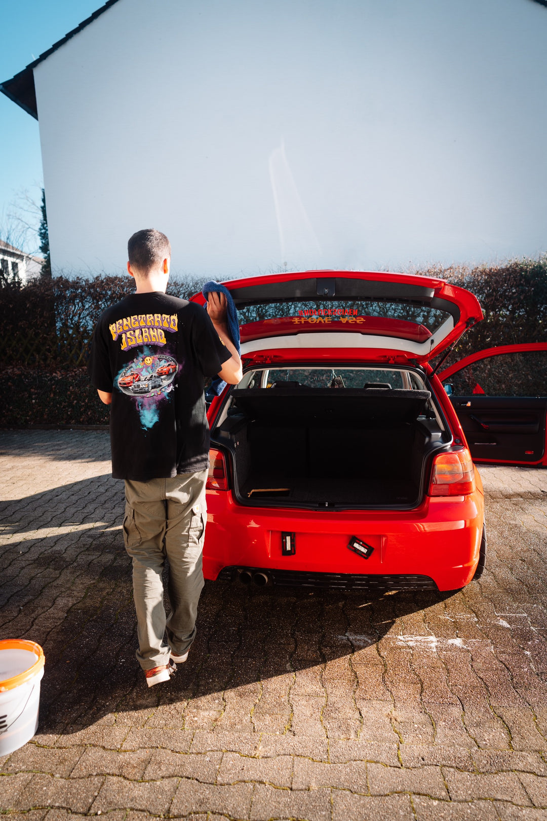 'Penetrato Island' T-Shirt Oversize ONE of 200