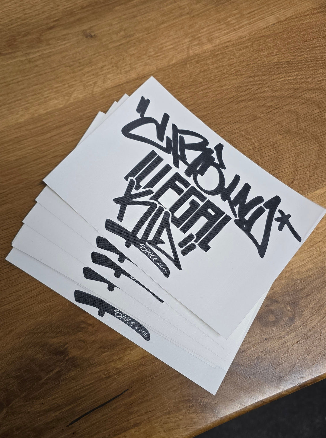 CLRBLND X ILLEGAL KID STICKER | SMALL